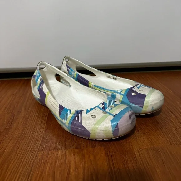 Crocs - Picture 1 of 4